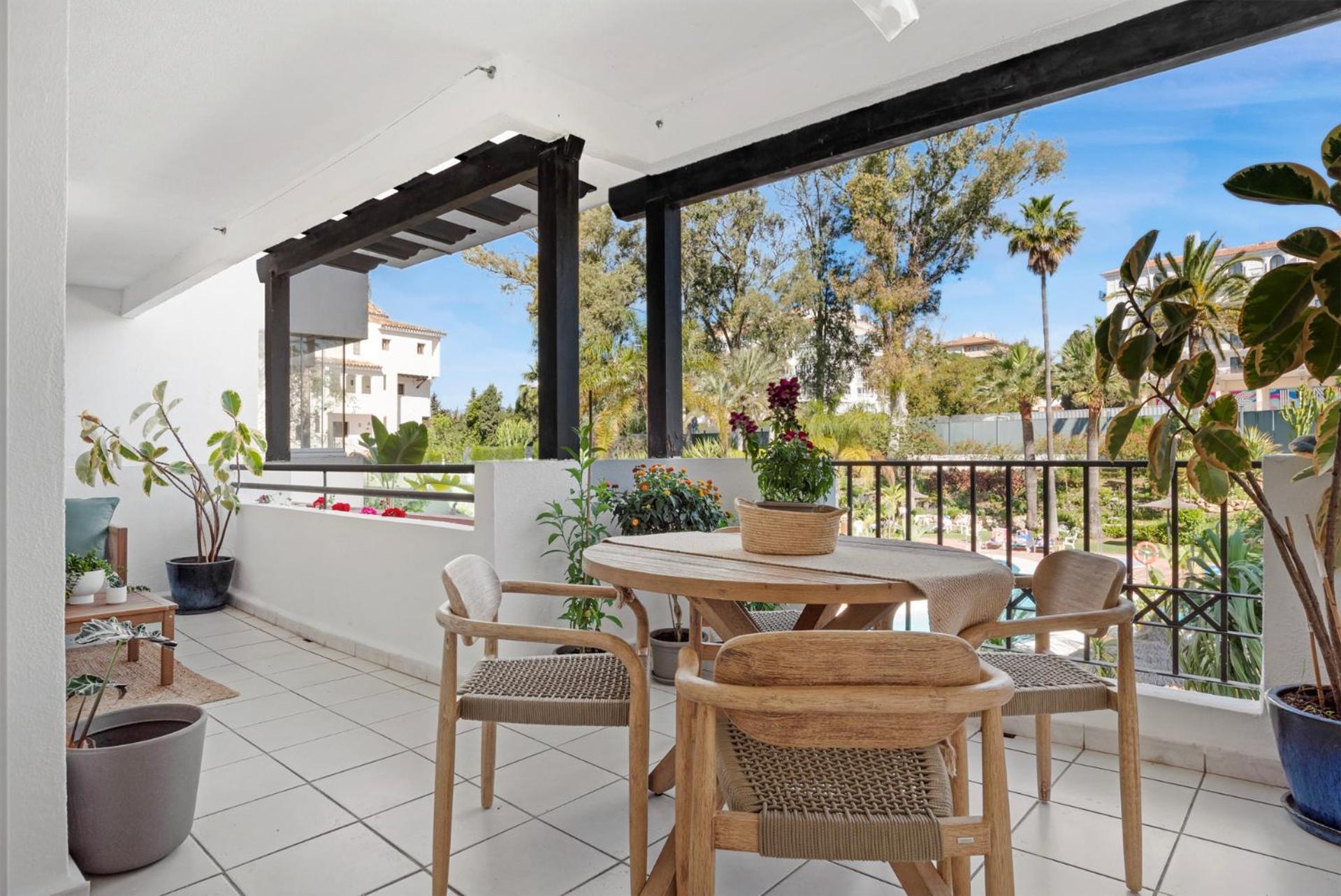 Charming And Spacious Apartment In Medina Garden - Puerto Banus Marbella Zewnętrze zdjęcie