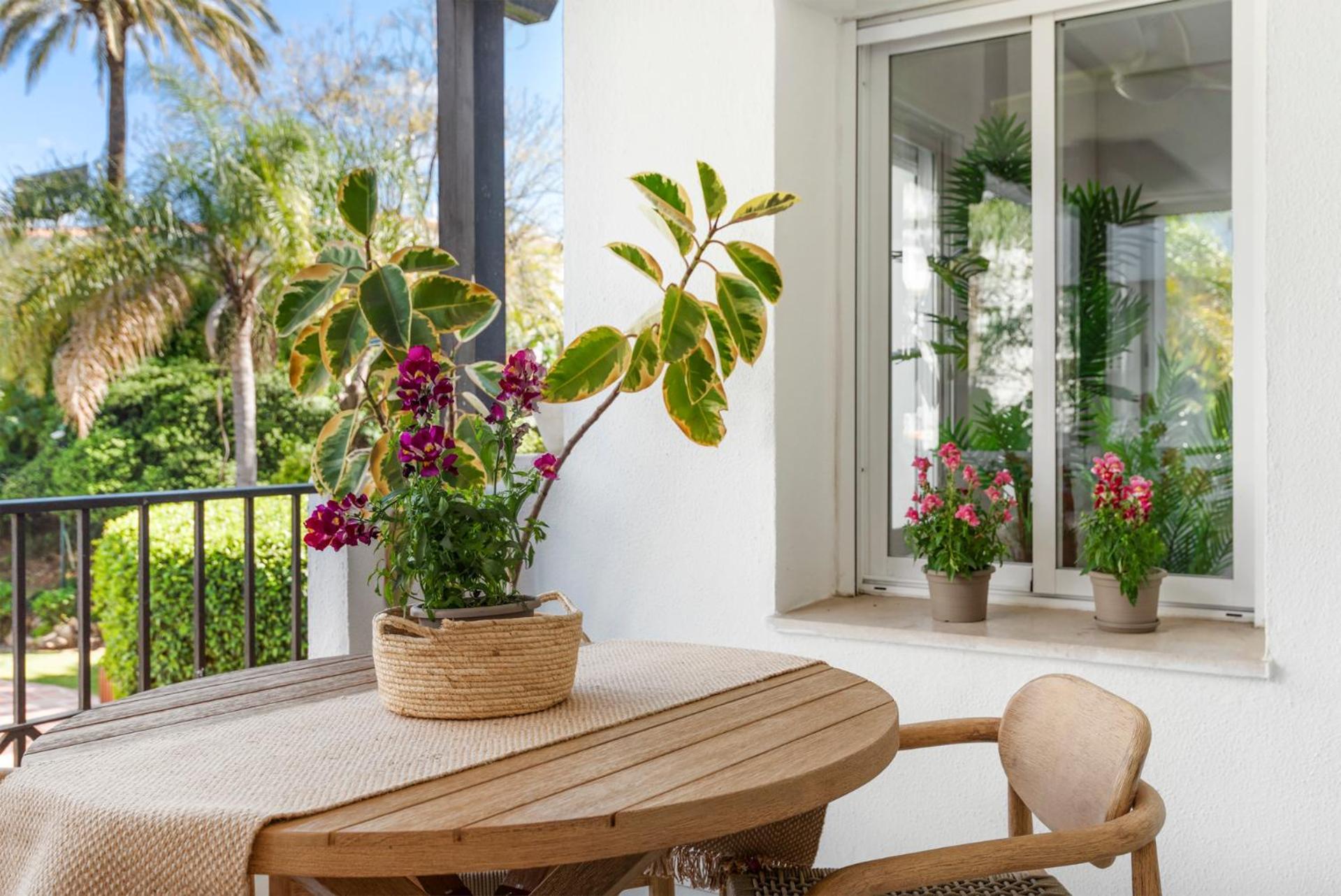Charming And Spacious Apartment In Medina Garden - Puerto Banus Marbella Zewnętrze zdjęcie